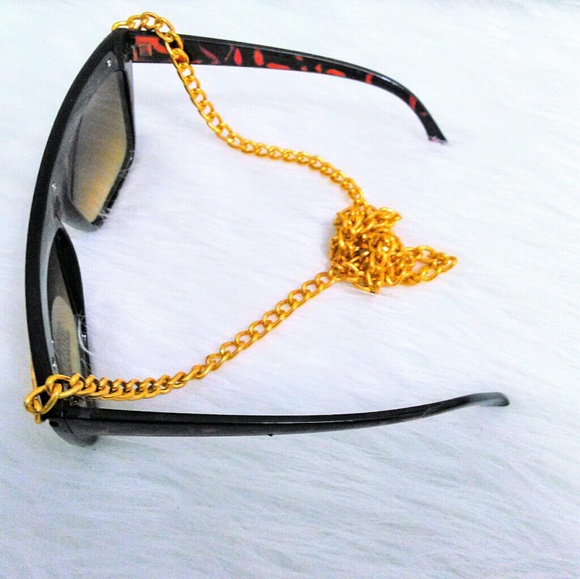 (NEW) Brown Shades! W/ Gold Chain! :-) - Picture 3 of 8